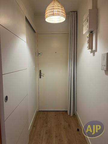 Appartement à louer Chateaubriant : 1 pièces, 25m² avec 0 chambre(s) à 536€ - AJP Immobilier Châteaubriant