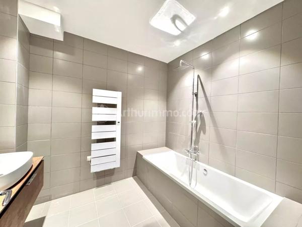 Vente Appartement 7 pièces 180 m2 à Clermont-Ferrand