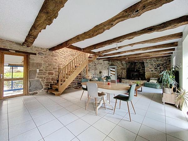 Longère et dépendances à Plouay