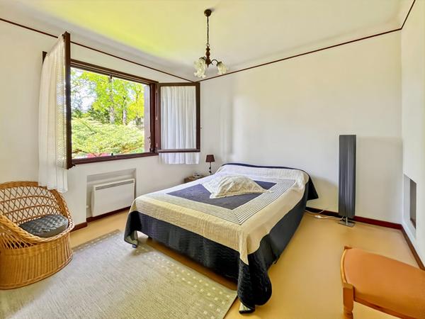 Maison Montayral 6 pièce(s) 125 m2