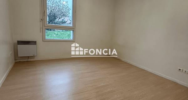 Location Appartement 2 pièces 47.37 m² - Roissy-en-france 95700