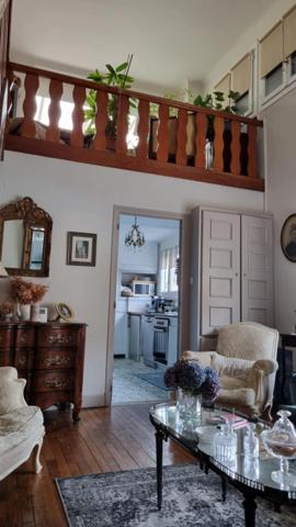 BRIVE - MAISON DE 2 CHAMBRES EN CENTRE VILLE