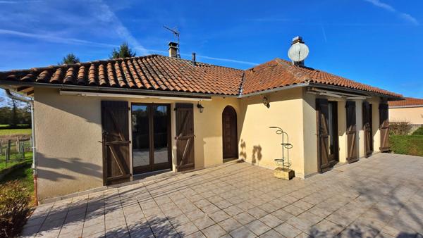 Pavillon 6p sur sous-sol complet + Garage + Dépendances - Proche Saint-Junien - Environnement campagne