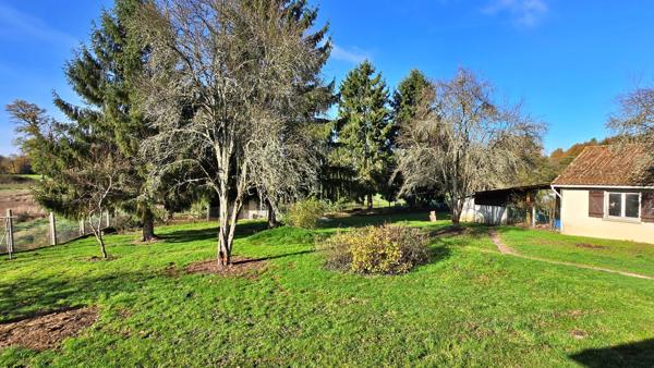 Pavillon 6p sur sous-sol complet + Garage + Dépendances - Proche Saint-Junien - Environnement campagne