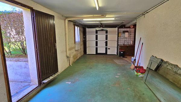 Pavillon 6p sur sous-sol complet + Garage + Dépendances - Proche Saint-Junien - Environnement campagne