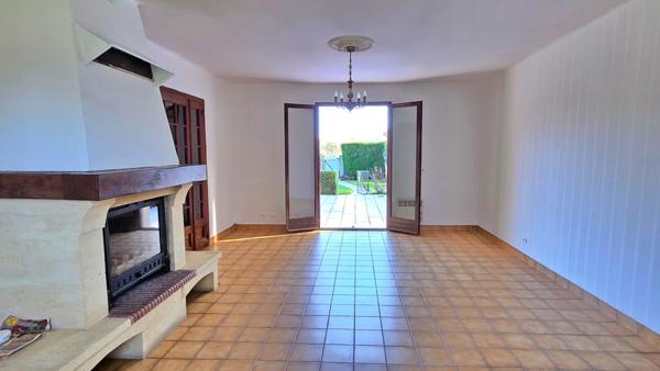 Pavillon 6p sur sous-sol complet + Garage + Dépendances - Proche Saint-Junien - Environnement campagne