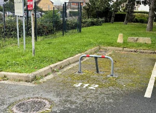 Stationnement à louer    Le Havre