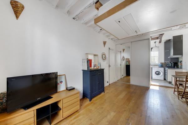 Grand Studio Paris 10e