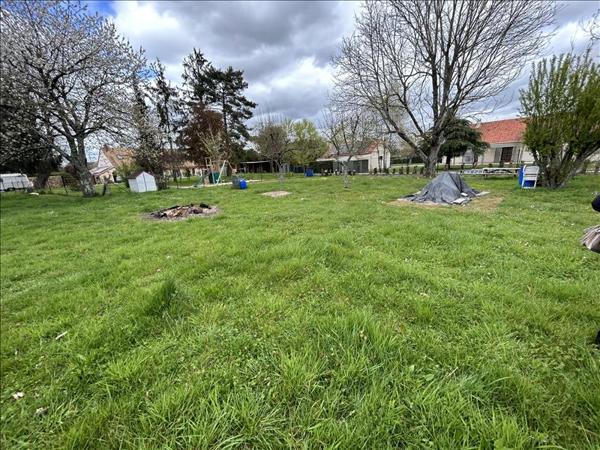 Terrain à vendre |  Ardentes |  2215 m²