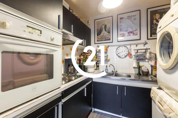 Appartement F2 à vendre  2 pièces - 54,51 m2 PARIS - 75018