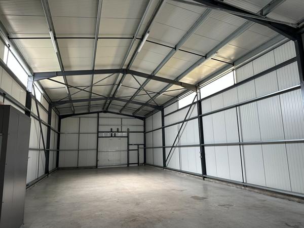 Local commercial Pont L'abbe D'arnoult 210 m2