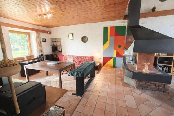 MAISON D'ARCHITECTE en pierre de 270m²