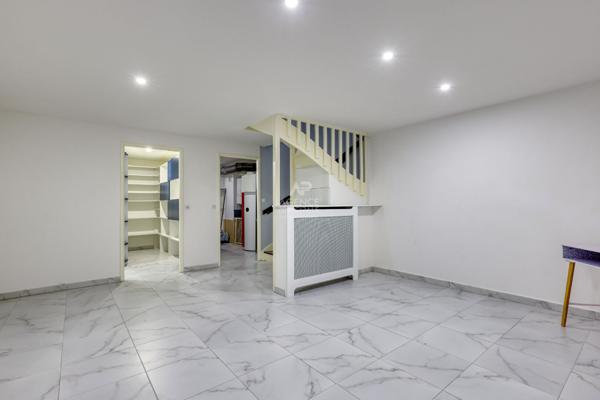 Maison Nanterre 158 m2, Mont-Valérien limite Puteaux €899 000 ** - Référence 14448