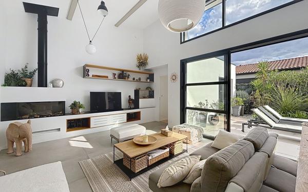 Maison à vendre    5 pièces • 184 m2 Anglet