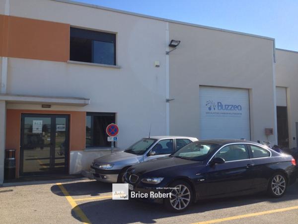 Location de bureaux petites surfaces à Meyzieu avec loyer tout inclus