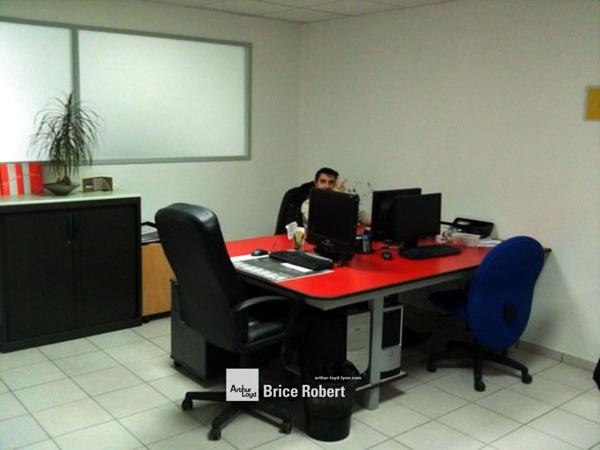Location de bureaux petites surfaces à Meyzieu avec loyer tout inclus