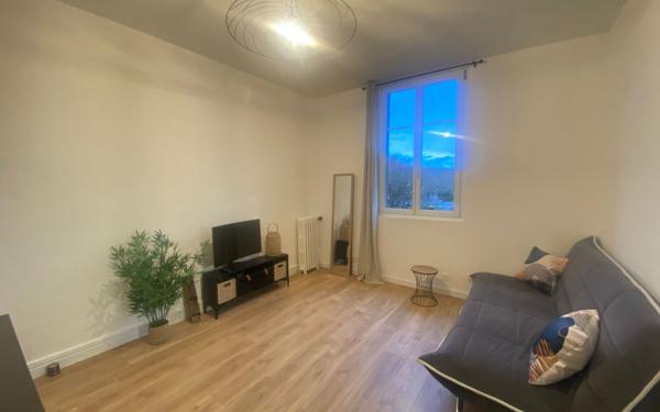 Appartement à louer    1 pièce •  Brive-la-Gaillarde