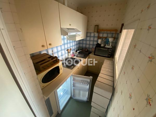 À louer ? Studio meublé avec balcon, parking et accès plage à pied