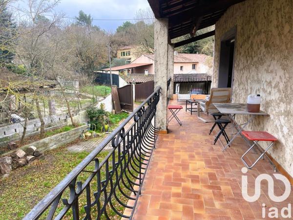 Maison 6 pièces de 168 m² à Gréasque (13850)