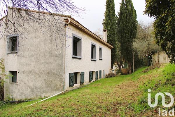Maison 6 pièces de 168 m² à Gréasque (13850)