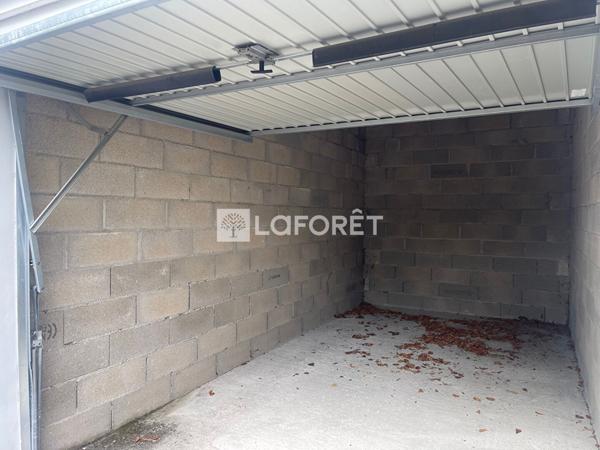 Location parking / box près de Dammarie-les-Lys - 99 €/mois