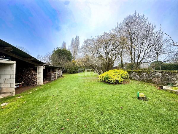 À découvrir sur Chauray : belle maison à étage avec piscine