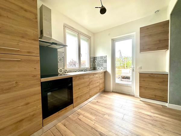 Maison  4 pièce(s) 90 m2