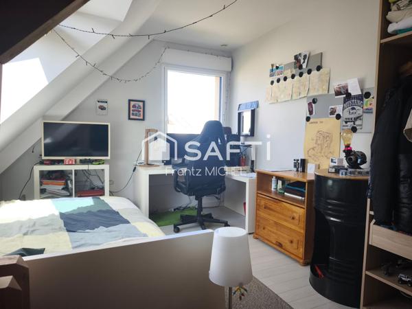 3 km de la plage, jolie contemporaine de 6 chambres