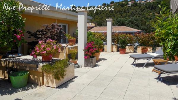 Villa sur le toit tout proche du centre ville et à 7mn de la mer