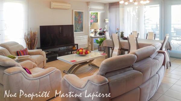 Villa sur le toit tout proche du centre ville et à 7mn de la mer