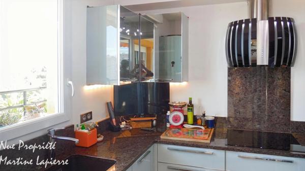 Villa sur le toit tout proche du centre ville et à 7mn de la mer