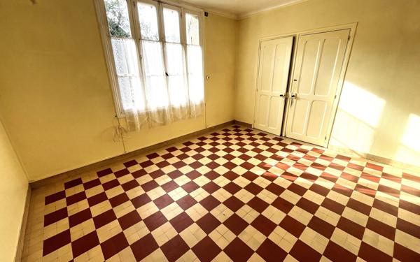 Maison à vendre    3 pièces • 81 m2 Argences