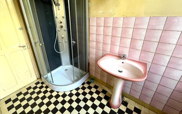 Maison à vendre    3 pièces • 81 m2 Argences