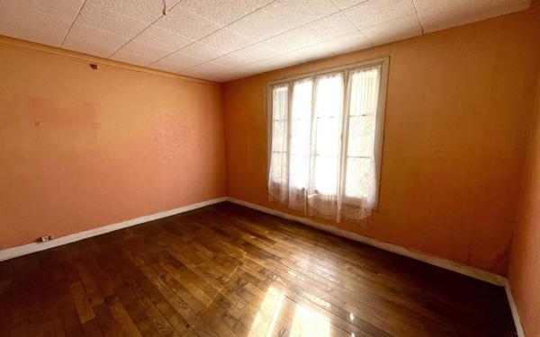 Maison à vendre    3 pièces • 81 m2 Argences