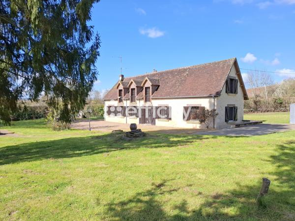 Maison
         7 pièces
        - 161 m² 243 000 € *
