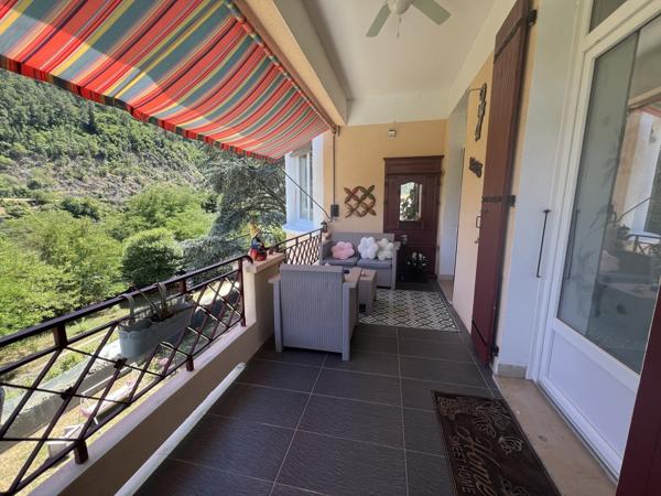 Propriété de charme avec piscine au bord de l’Ardèche, Vals-les-Bains