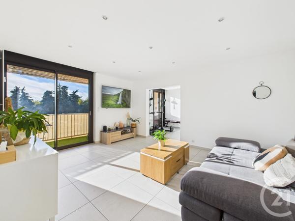 Appartement F3 à vendre  3 pièces - 66,38 m2 LA VALETTE DU VAR - 83