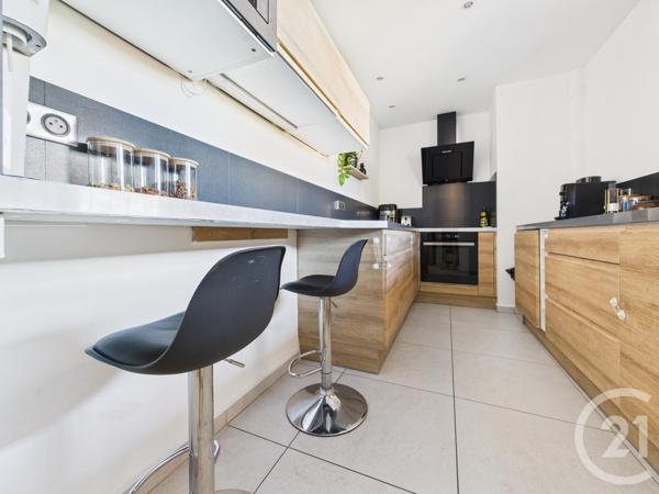 Appartement F3 à vendre  3 pièces - 66,38 m2 LA VALETTE DU VAR - 83