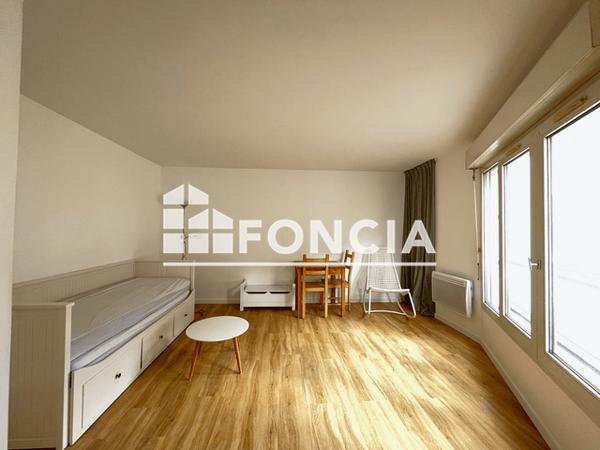 Location Studio meublé 27.81 m² - 56 RUE DONISSAN Bordeaux 33000