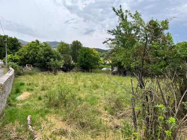 Digne-les-Bains (04000) Terrain à bâtir