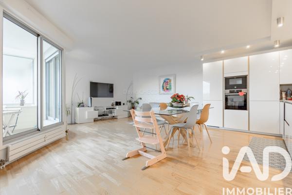 Appartement à vendre 4 pièces 97 m² Courbevoie