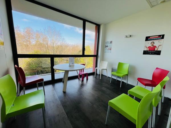 A VENDRE - A LOUER - BUREAUX- ST NAZAIRE OUEST - 110M2 - MEDICALE - TERTIAIRE