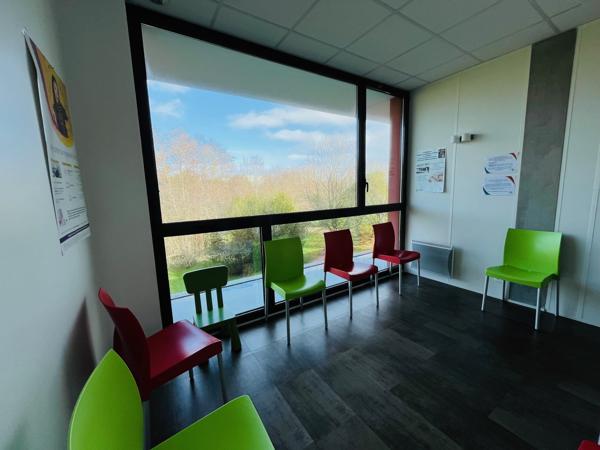 A VENDRE - A LOUER - BUREAUX- ST NAZAIRE OUEST - 110M2 - MEDICALE - TERTIAIRE