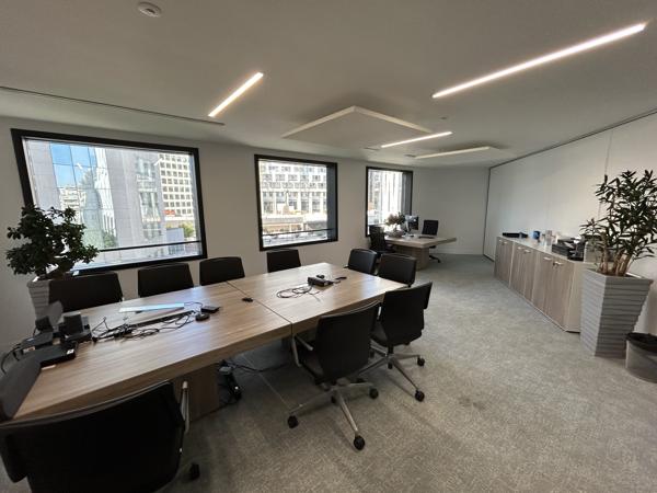 Bureaux à louer Plug & Play avec jardin