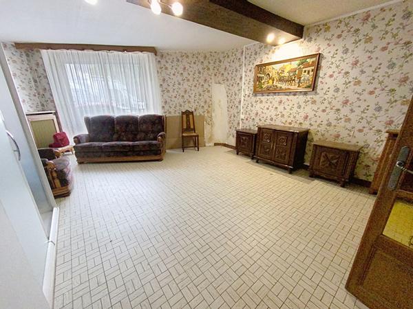 Maison de bourg à fort potentiel à Châteauneuf-sur-Sarthe