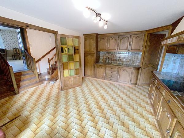 Maison de bourg à fort potentiel à Châteauneuf-sur-Sarthe