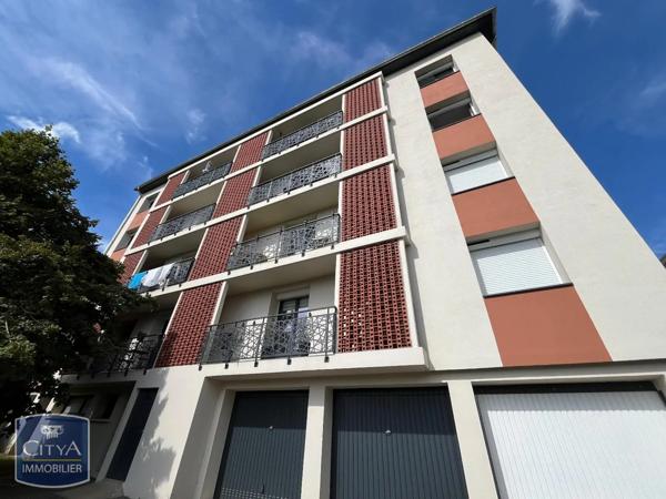 Appartement à louer 4 pièces 84.85m²
