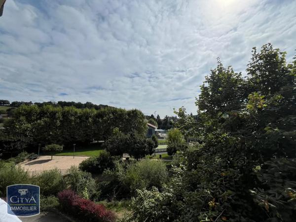 Appartement à louer 4 pièces 84.85m²