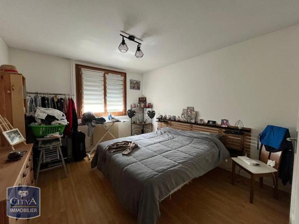 Appartement à louer 4 pièces 84.85m²