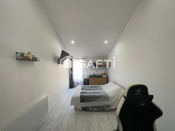 MAISON  AVEC PISCINE & VUE MER LATÉRALE